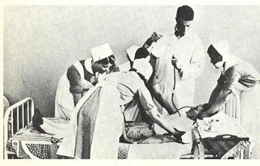 Description: http://histpubmh.semel.ucla.edu/sites/default/files/styles/photo_display/public/photo_gallery/a60dc5bc_Insulin_shock_therapy.jpg?itok=EIToX15z